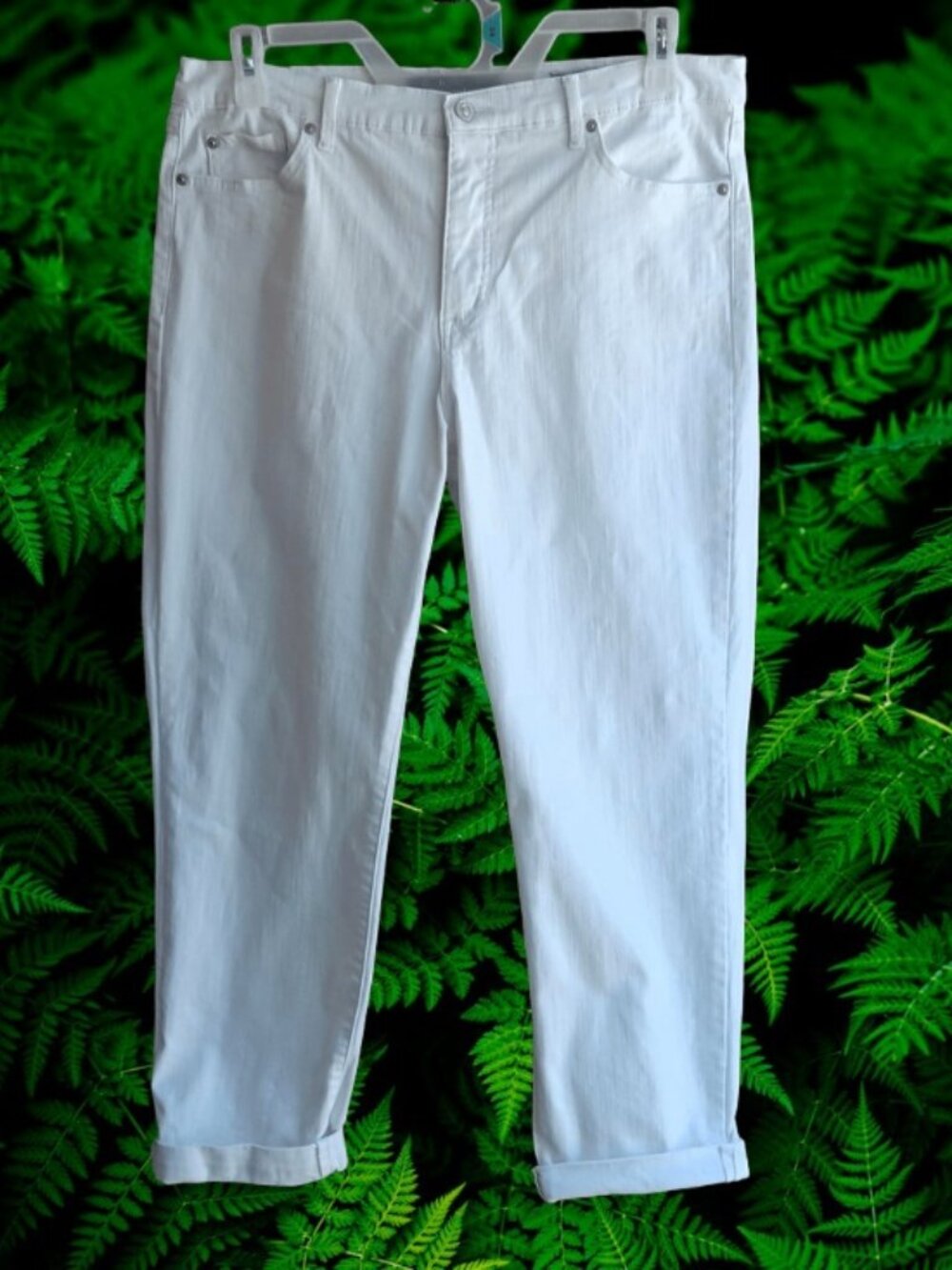 Gloria Vanderbilt Ladies' Cuffed Boyfriend Jeans White Size 14